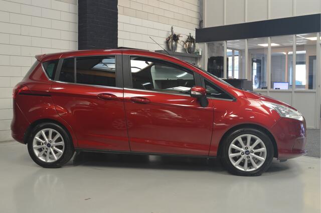 Ford B-MAX 1.0 EcoBoost Titanium // 92.000 km // NAVI // PANO // CLIMA // PDC V&A // CRUISE // STOELVERWARMING //