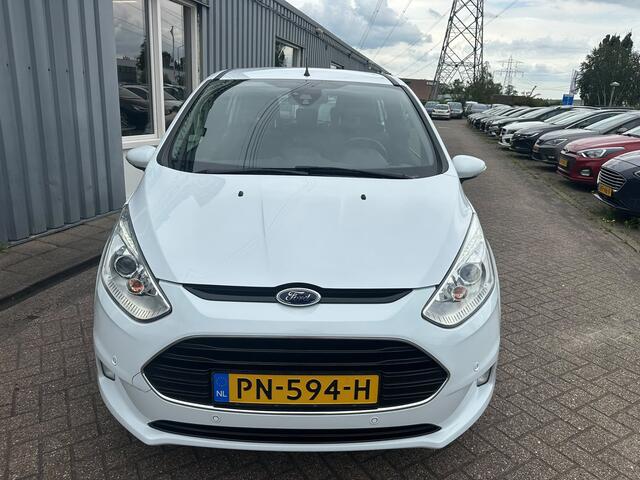 Ford B-MAX 1.0 EcoBoost Titanium