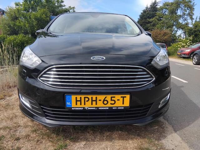 Ford C-MAX 1.0 Titanium Sportvelgen, Trekhaak, Cruise Control.