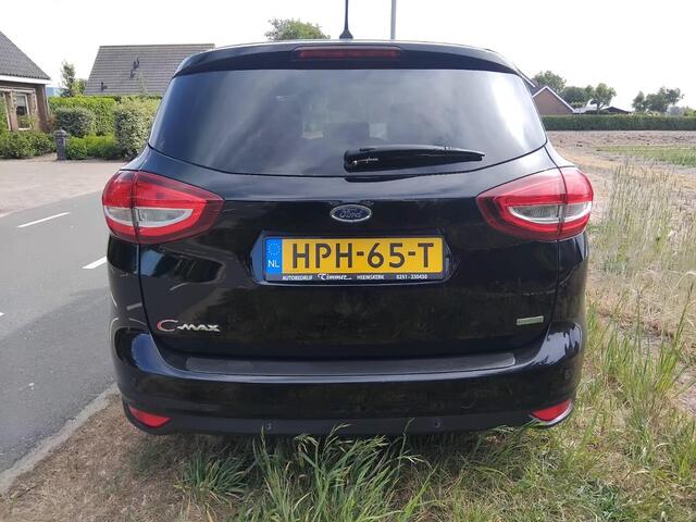 Ford C-MAX 1.0 Titanium Sportvelgen, Trekhaak, Cruise Control.