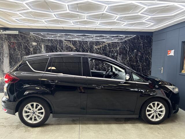 Ford C-MAX 1.0 Titanium