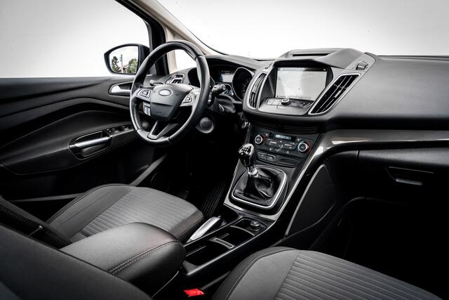 Ford C-MAX 1.0 Titanium | Panoramadak | Trekhaak | Navi | PDC | ECC