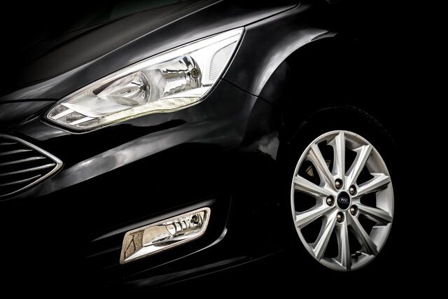 Ford C-MAX 1.0 Titanium | Panoramadak | Trekhaak | Navi | PDC | ECC