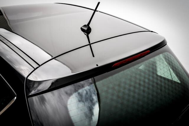 Ford C-MAX 1.0 Titanium | Panoramadak | Trekhaak | Navi | PDC | ECC