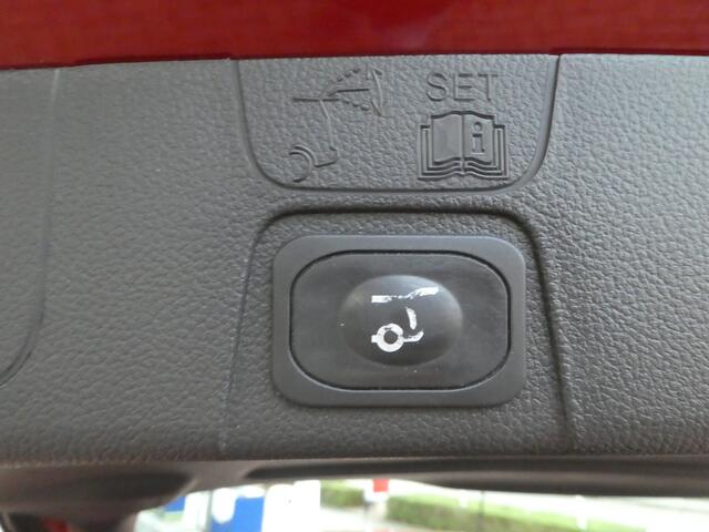 Ford C-MAX 1.0 Titanium 125Pk, Navi, PDC V+A, Elektr. A. klep, LM velgen