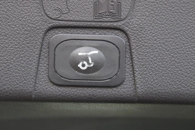 Ford C-MAX 1.5 Titanium 150Pk NAVI CAMERA TREKHAAK AUTOM. 65000KM!!!