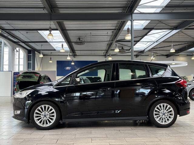 Ford C-MAX EcoBoost 125 pk Titanium | Trekhaak | Camera | Navi | Voorruitverw. | 4 seiz. banden | 100% dealer onderh.