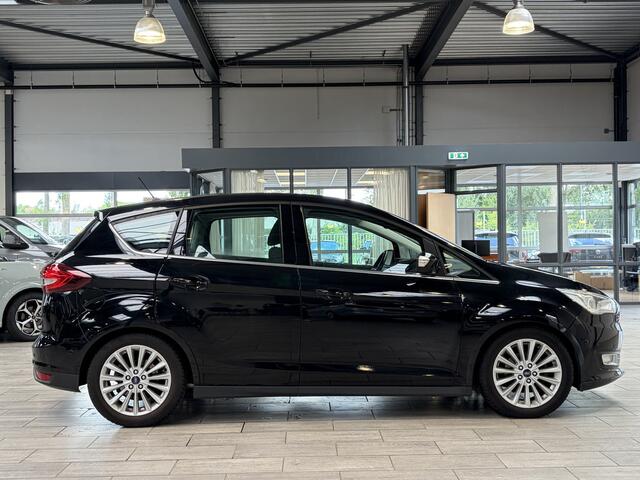 Ford C-MAX EcoBoost 125 pk Titanium | Trekhaak | Camera | Navi | Voorruitverw. | 4 seiz. banden | 100% dealer onderh.