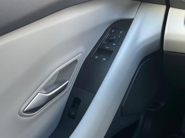 Ford CAPRI Ext Range RWD 77 kWh PREMIUM | Driver Ass. Pack | Panodak | Trekhaak | B&O | Massage stoel |