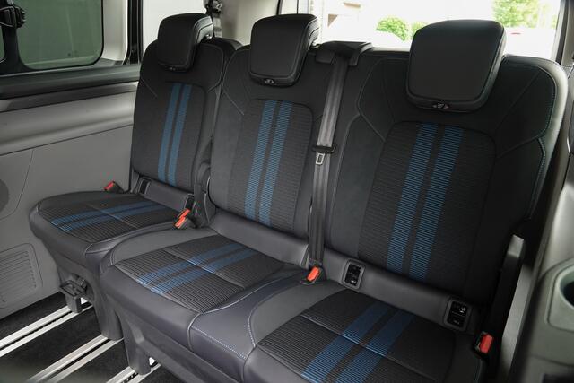 Ford Custom Tourneo L2H1 2.5 PHEV 233Pk Aut. | Sport | Plug In Hybrid | 8-Persoons | 360° Camera | 2xSchuifdeur | Trekhaak | 20"