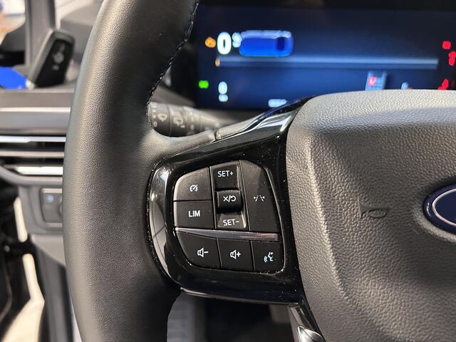 Ford Custom Tourneo Titanium X 340 2.5 PHEV 233 pk L2 9 persoons | Elek. Trekhaak | Winter Pack | Camera | LED | 17" | 1850kg trekgewicht | Elek. Best. Stoel