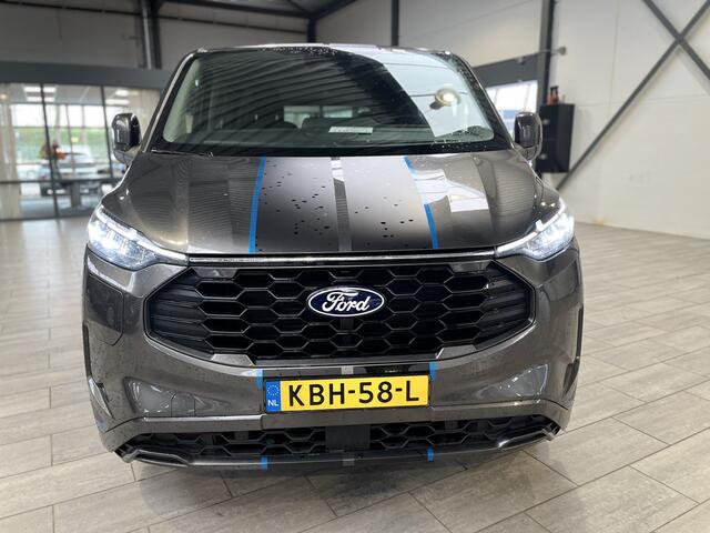 Ford Custom Tourneo Sport 340 2.5 PHEV 233 pk L1 8 persoons | Trekhaak | Winter Pack | Camera | 2x schuifdeur | B&O | LED | 17" | 4 seiz. banden | 1850kg trekgewicht