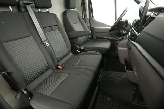 Ford E-Transit 350 L2H2 Trend 68 kWh 184PK Elektrisch | EMISSIEVRIJE ZONE | Automaat Airco Camera Carplay Navi PDC 3 Persoons Elektrpakket