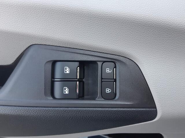 Ford E-Transit /Maxus e-Deliver 9 L2H2 72 kWh Airco Verwarmde stoelen