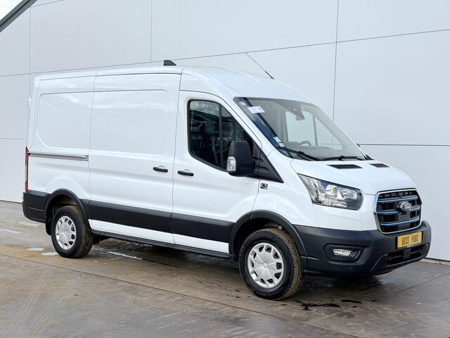 Ford E-Transit 75kWh 184PK 390 Elektrisch 75kWh 334km WLTP BEV Snelladen L2H2 Climate Control Tacho Carplay Camera Stoelverwarming Parkeersensoren voor achter