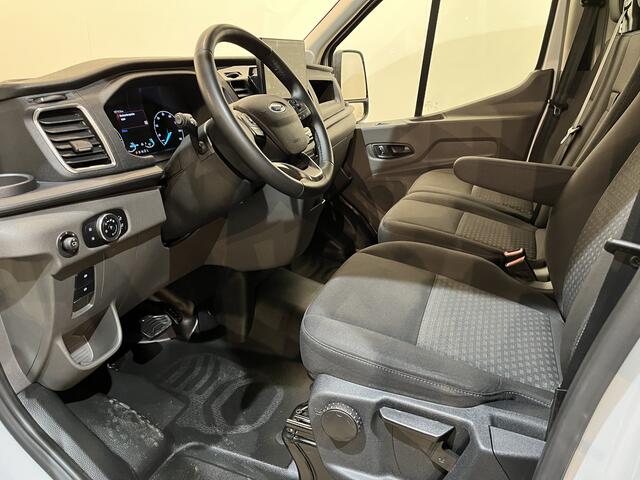 Ford E-Transit 350 L2H2 Trend 89 kWh / 100% Elektrisch !! / Airco / Cruise Control / CarPlay / Camera / Navigatie / 3-Zits / 11.000 KM !!