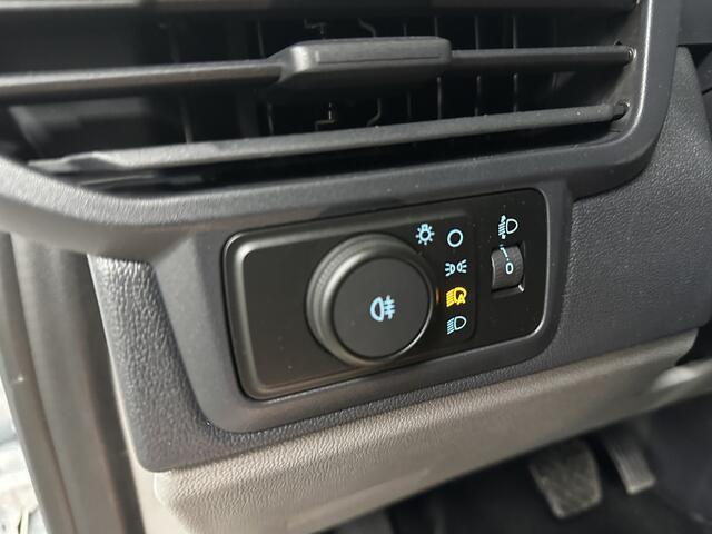 Ford E-Transit Cust. 320 L1H1 Trend 65 kWh 136pk | Stoelverwarming | Carplay | Camera | Elek. spiegels