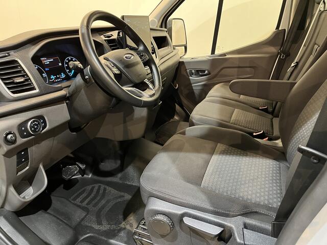 Ford E-Transit 350 L2H2 Trend 68 kWh / 100% Elektrisch !! / Airco / Cruise Control / CarPlay / Camera / Navigatie / 3-Zits / 11.500 KM !!
