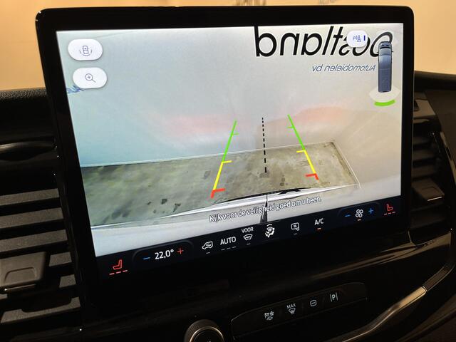 Ford E-Transit 350 L2H2 Trend 68 kWh / 100% Elektrisch !! / Airco / Cruise Control / CarPlay / Camera / Navigatie / 3-Zits / 6.500 KM !!