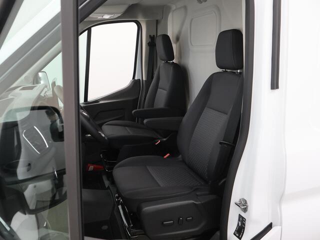 Ford E-Transit 350 | L2 H2 | Trend | 68 kWh | Navigatie | Parkeercamera | 2-zits | Climate Control | Stoelverwarming | DAB+ | Apple Carplay