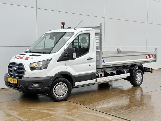 Ford E-Transit 75kWh Kipper Elektrisch 75kWh 334KM WLTP Snelladen Tipper Benne Climate Control Cruise Control Apple Carplay Stoelverwarming Navigatie Camera