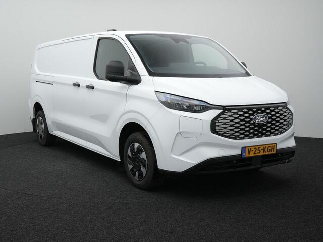 Ford E-Transit Cust. 320 L2H1 Trend 65 kWh 136pk | Navigatie | Adaptieve Cruise Controle | Stoel/Stoel configuratie