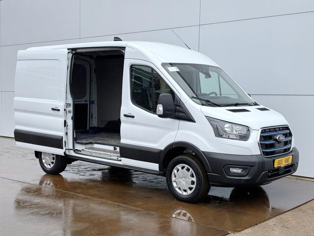 Ford E-Transit 68kWh 184PK L2H2 317km WLTP 97.0% (SOH) BEV Snelladen Climate Control Cruise Control Navigatie Carplay