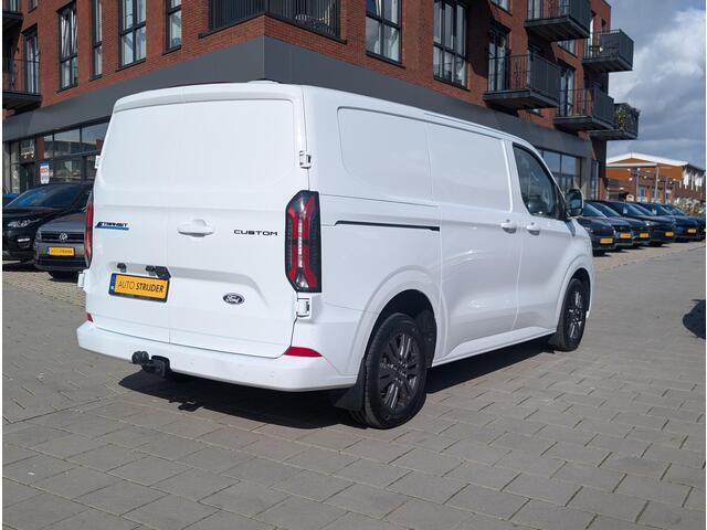 Ford E-Transit Cust. 320 L1H1 Limited 218Pk Aut. | Elektrisch | Limited 320 | Pro Power Onboard | Achteruitrijcamera | Trekhaak | 17''