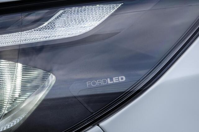 Ford E-Transit Cust. 320 L1H1 Limited 218Pk Aut. | Elektrisch | Limited 320 | Pro Power Onboard | Achteruitrijcamera | Trekhaak | 17''