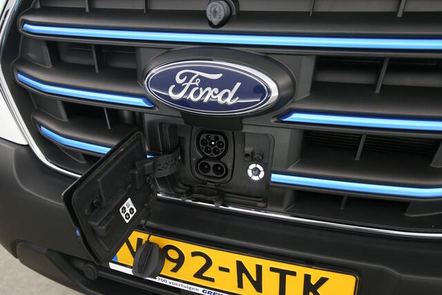 Ford E-Transit L2H2 Trend 68 kWh | Snelladen | SOH 98% | Airco | Camera | 3 Zits | Cruise | Carplay | Navi