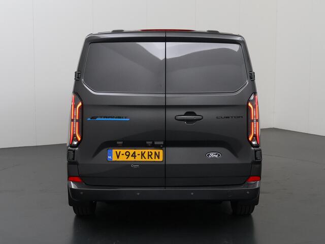 Ford E-Transit Cust. 320 L2H1 Limited 65 kWh