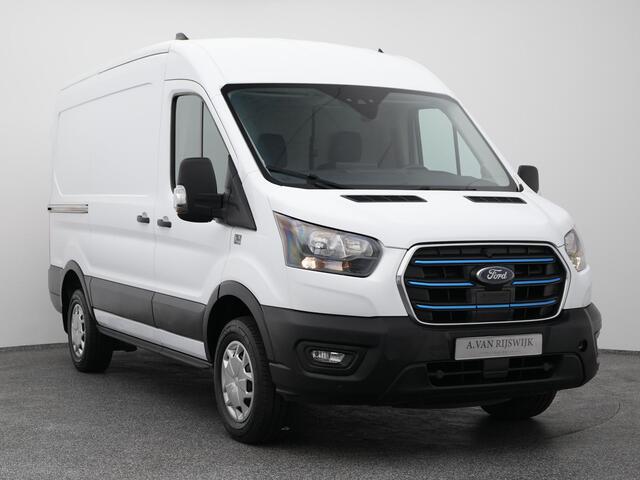 Ford E-Transit 350 L2H2 Trend 68 kWh | CAMERA | CARPLAY | STOELVERW.