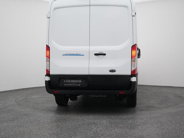 Ford E-Transit 350 L2H2 Trend 68 kWh | CAMERA | CARPLAY | STOELVERWARMING