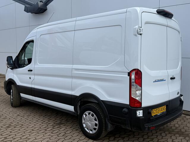 Ford E-Transit 68kWh 184PK L2H2 334km WLTP 96,5% (SOH) Climate Control Cruise Control CarPlay Navigatie Parkeersensoren v+a