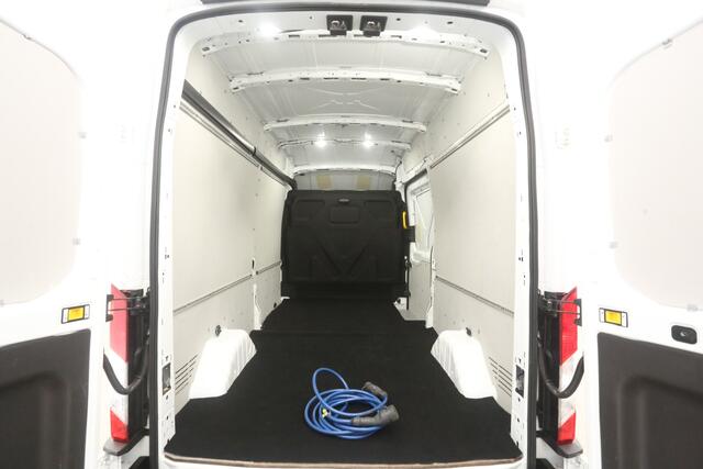 Ford E-Transit 68 kWh L3H3 | Snelladen | SOH 95% | Clima | Camera | Cruise | 3 Zits | Carplay