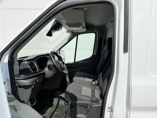 Ford E-Transit 68kWh 184PK L2H3 317km WLTP 97.3% (SOH) BEV Snelladen 360° Camera Climate Control Cruise Control Navigatie Carplay Parkeersensoren v+a