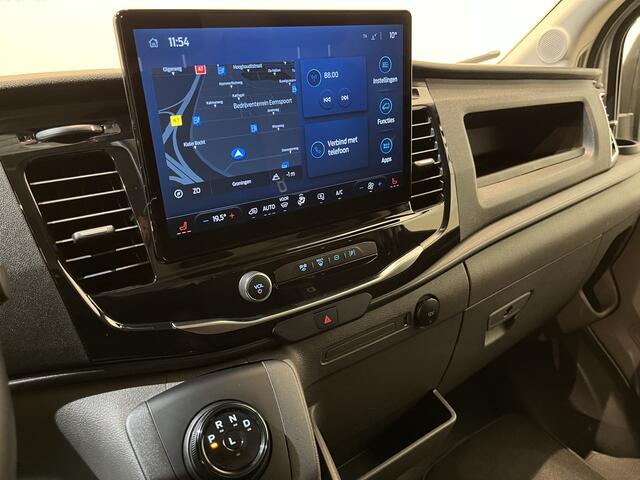 Ford E-Transit 390 (3500 kg) L2H2 Trend 68 kWh / 100% Elektrisch !! / Airco / Cruise Control / CarPlay / Camera / Navigatie / 3-Zits / 12.700 KM !!