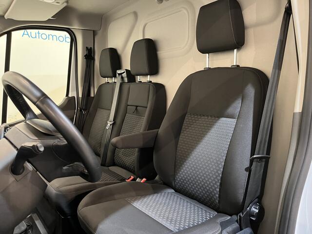 Ford E-Transit 390 (3500 kg) L2H2 Trend 68 kWh / 100% Elektrisch !! / Airco / Cruise Control / CarPlay / Camera / Navigatie / 3-Zits / 12.700 KM !!