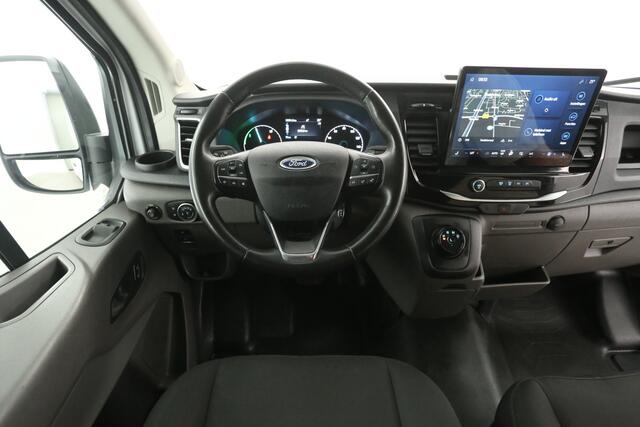 Ford E-Transit 68 kWh L2H3 | Snelladen | SOH 97% | Clima | 360° Camera | Cruise | 3 Zits | Carplay | Navi