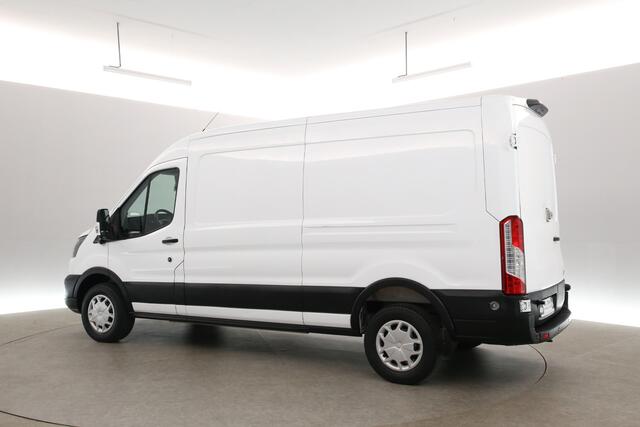 Ford E-Transit 68 kWh L3H2 | Snelladen | SOH 96% | 360° Camera | Clima | Cruise | 3 Zits | Carplay | Navi | Parkeersens.