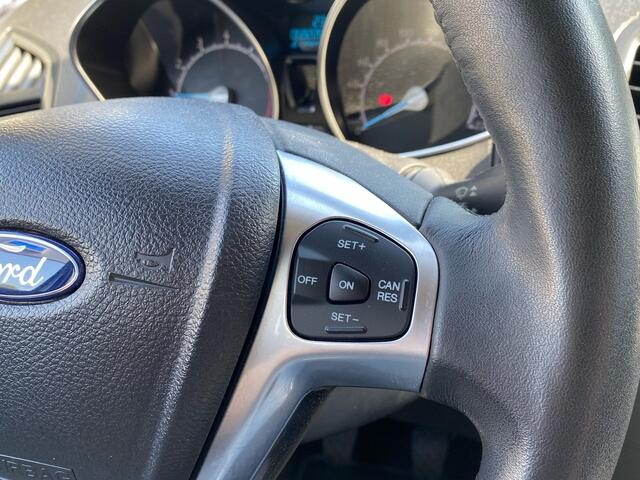 Ford ECOSPORT 1.0 EcoBoost Titanium Met 68226Km!!! | Ndl Auto! | Cruise | Climate | Navi | Camera | RIJKLAARPRIJS INCL 12 MAANDEN GARANTIE EN BEURT