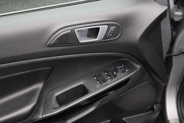 Ford ECOSPORT 1.0 EcoBoost Titanium 2020 Carplay | Climate control | Cruise Control | Trekhaak | Bluetooth | Half leder | Voorruitverwarming | Stoelverwarming | Stuurwielverwarming