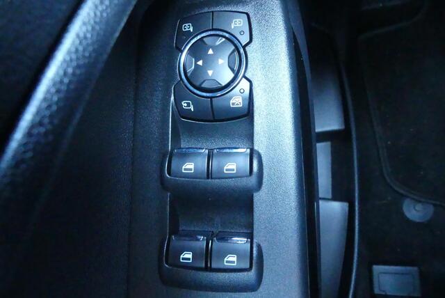 Ford ECOSPORT 1.0 EcoBoost ST-Line CRUISE, CLIMA, NAVI, WINTER PACK, PDC V&A, APPLE CARPLAY/ANDROID AUTO, 49.171KM