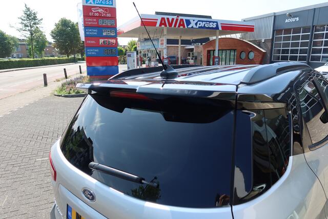 Ford ECOSPORT 1.0 EcoBoost ST-Line NAVI I TREKHAAK I ALL-SEASON