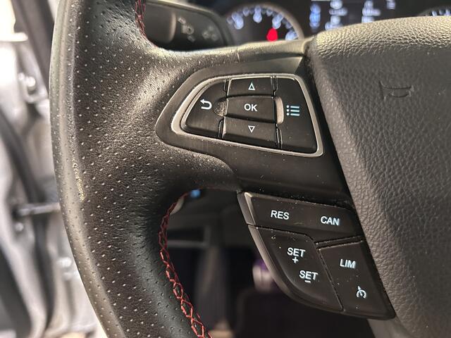 Ford ECOSPORT 125PK EcoBoost ST-Line | Keyless | Clima | Cruise | 100% Dealer onderhouden | Parkeersensoren achter | Apple/Android CarPlay