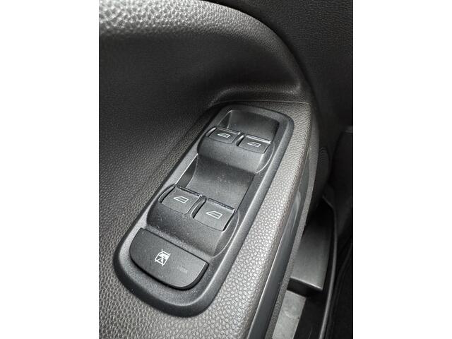 Ford ECOSPORT 1.5 Ti-VCT Titanium AUTOMAAT-CLIMA-CRUISE