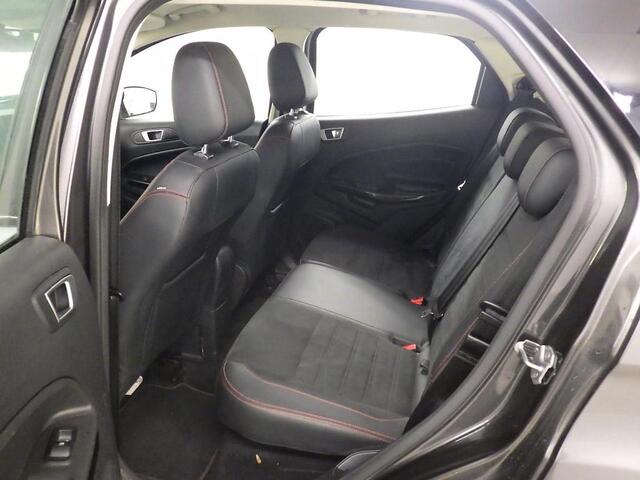 Ford ECOSPORT 125pk ST-Line Black Trekhaak Navi Camera Winter Parking Dodehoek pack Dealeronderhouden