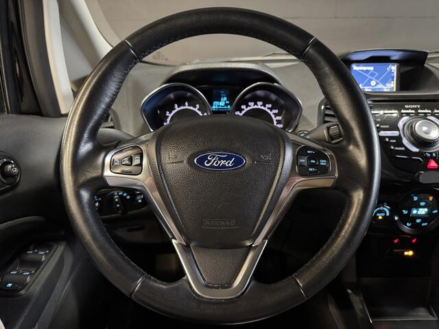 Ford ECOSPORT 1.0 EcoBoost Titanium | Camera | Stoel/voorruitverwarming | Navi | Clima | Cruise