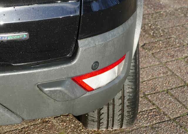 Ford ECOSPORT 1.0 EcoBoost 125pk Titanium | trekhaak | stoelverwarming | verwarmde voorruit