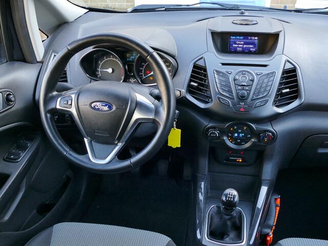 Ford ECOSPORT 1.0 EcoBoost 125pk Titanium | trekhaak | stoelverwarming | verwarmde voorruit